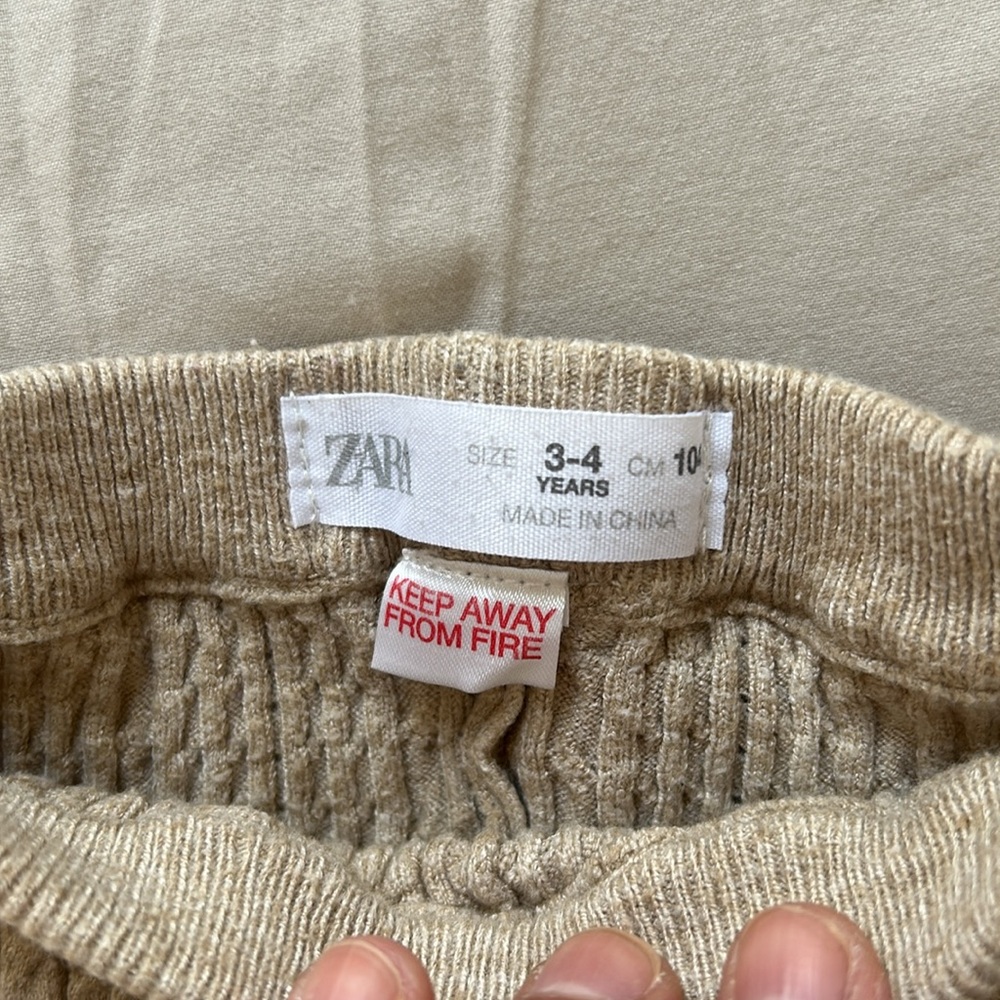 Zara girls leggings - Picture 3 of 3